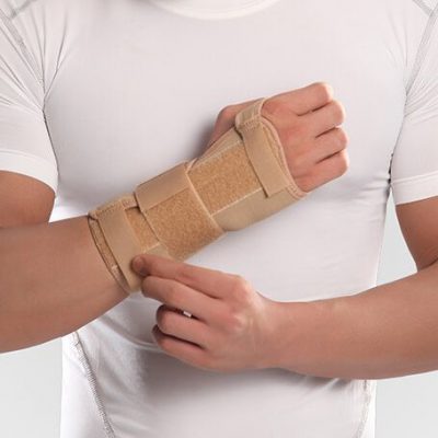 neoprene-wrist-splint-with-hard-bar-2